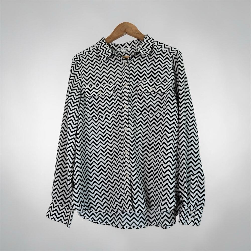 American Eagle Outfitters Women's Shirt Zigzag Black White Size L Versatile